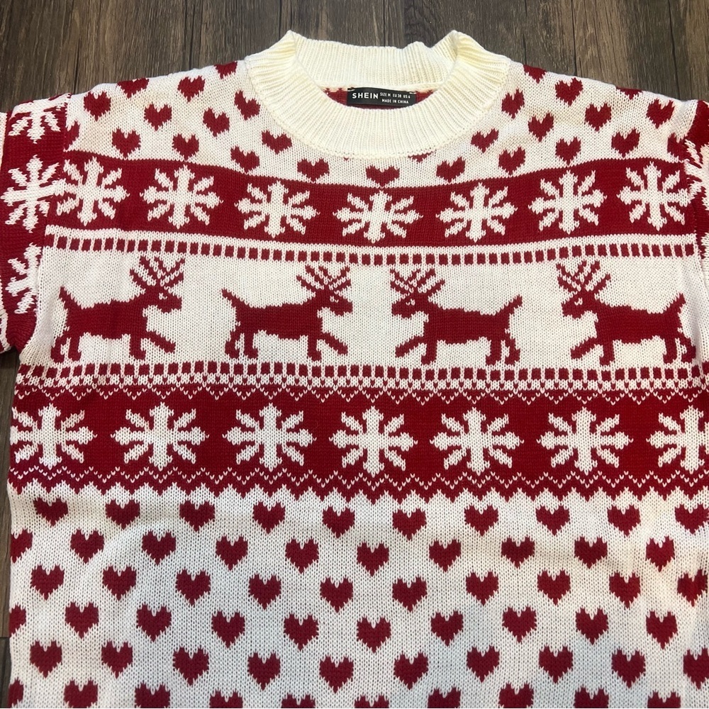NWOT Christmas Holiday Ugly Sweater Raindeer Knit Cardigan White Red Cold Snow M - Picture 8 of 13